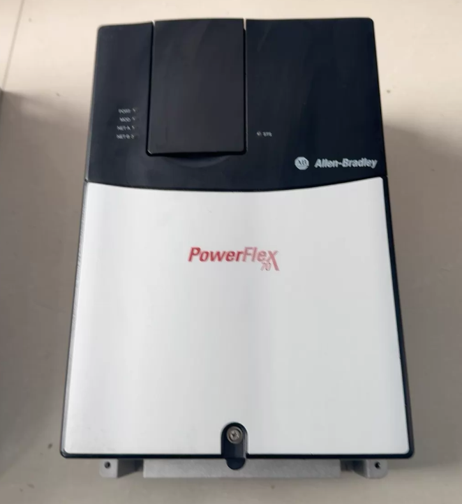 1PC used working 20BC037A3AYYADC0 an Allen‑Bradley PowerFlex 700 AC Drive (20B series), designed for 480 VAC medium‑power industrial motor control with 24 VDC I/O#QYM001 J1688