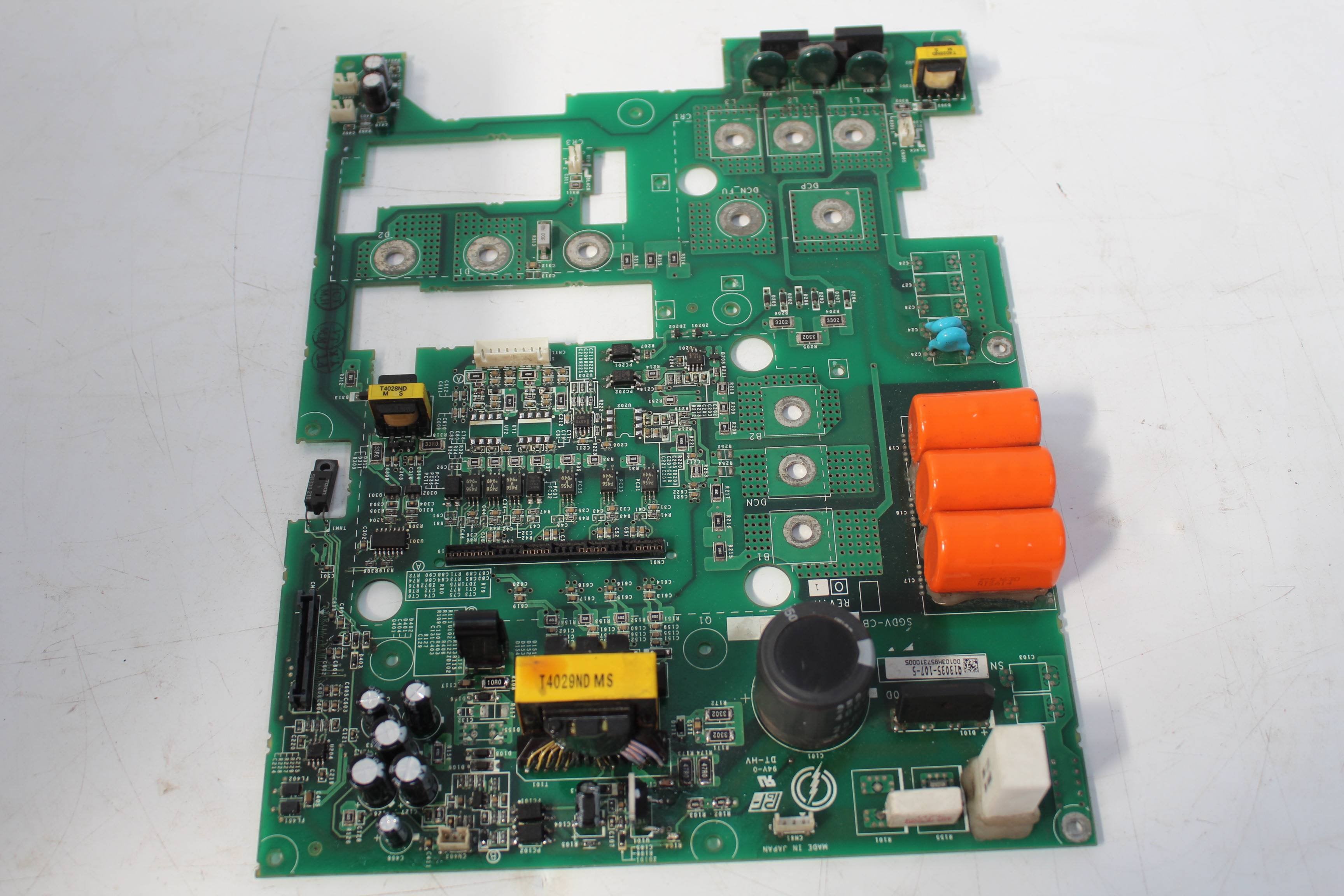1PC for used SGDV-CB780AAA Q13035-107-5 400-004-738-A0D #OYF033