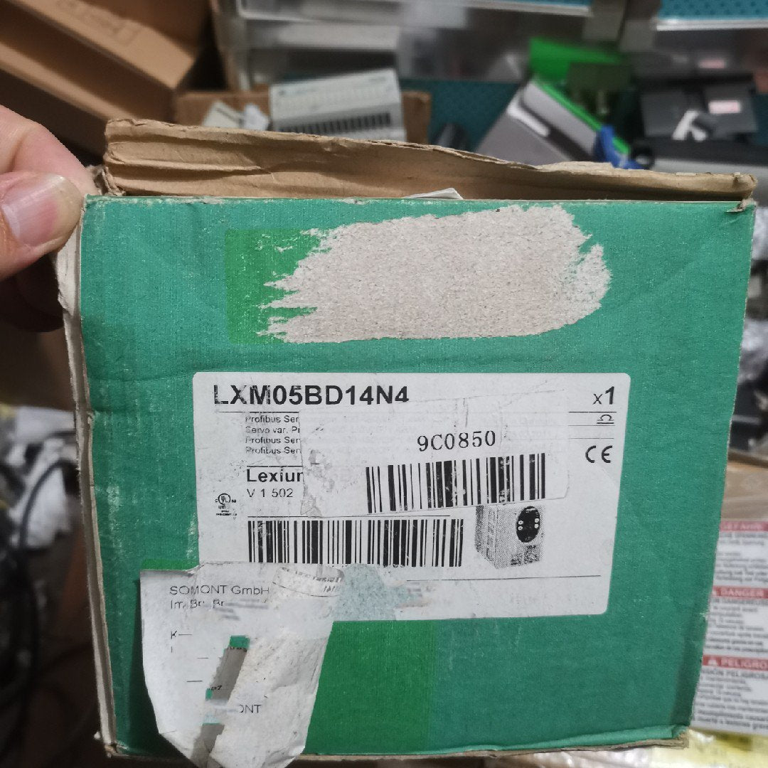 1 PCS NEW LXM05BD14N4 #OYF033