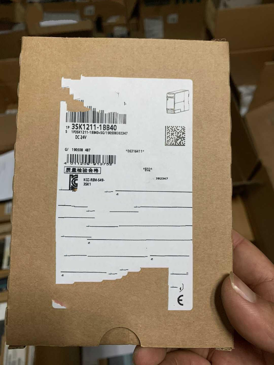 1 PCS NEW 3SK1211-1BB40 #OYF055