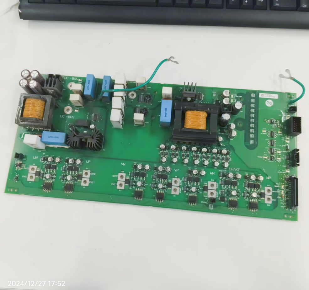 1PC USED PN-347155 Power Board of Rockwell AB Inverter