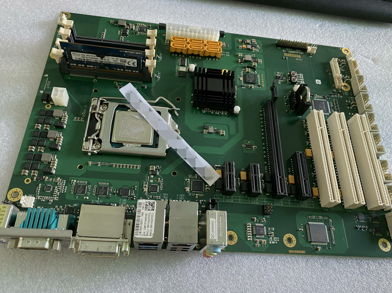 1PC Used Beckhoff CB1061-0001 with CPU and RAM Industrial PC Motherboard Professionally Tested #lyd001&j1688