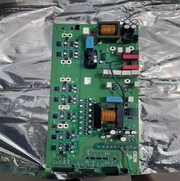 1PC NEW PN-563840 Allen‑Bradley I/O Interface & Signal Conditioning Board, dedicated to PowerFlex 750‑series AC drives (753/755/755T models) #QYM001 J1688