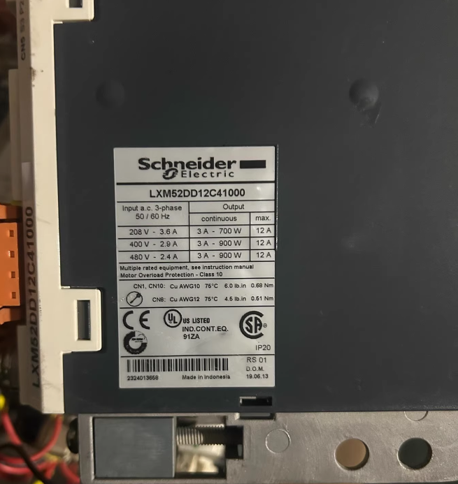 1PC used working  LXM52DD12C41000  Schneider Lexium 52 Single‑Axis Servo Drive, 3‑phase 208–480V, 3A Continuous Output, 12A Peak, SERCOS III, STO, IP20 #QYM001