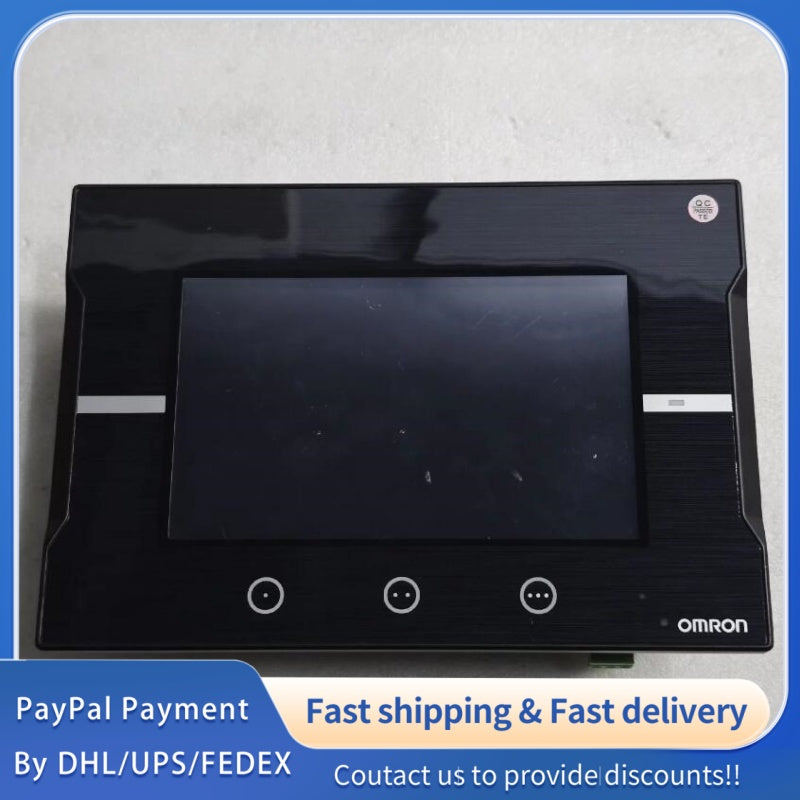 1  PCS  used  Omron HMI NA5-7W001B touch screen #LYQ007