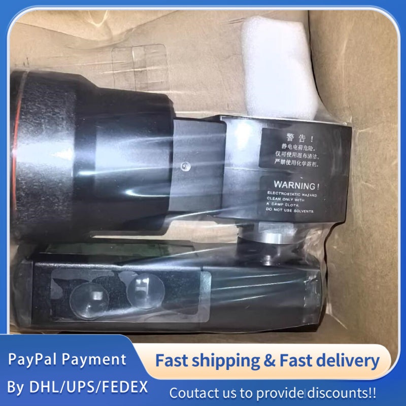 1  PCS NEW Emerson Solenoid Valve V56828 VCEFCMG531H317MO #LYQ007