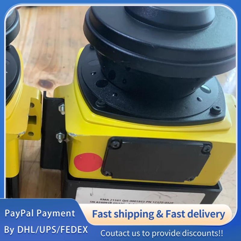 1  PCS used OMRON OS32C-EX-3M Safety Laser Scanner #LYQ007