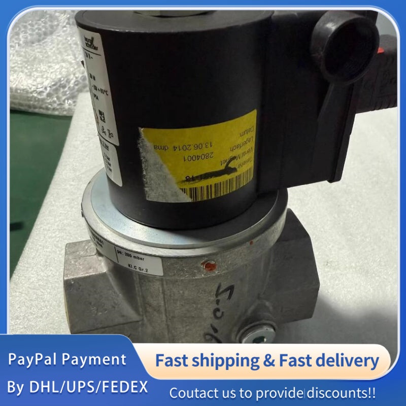 1  PCS USED KromSchroeder VAN 40/32 R02NK61 Gas Solenoid Valve #LYQ007