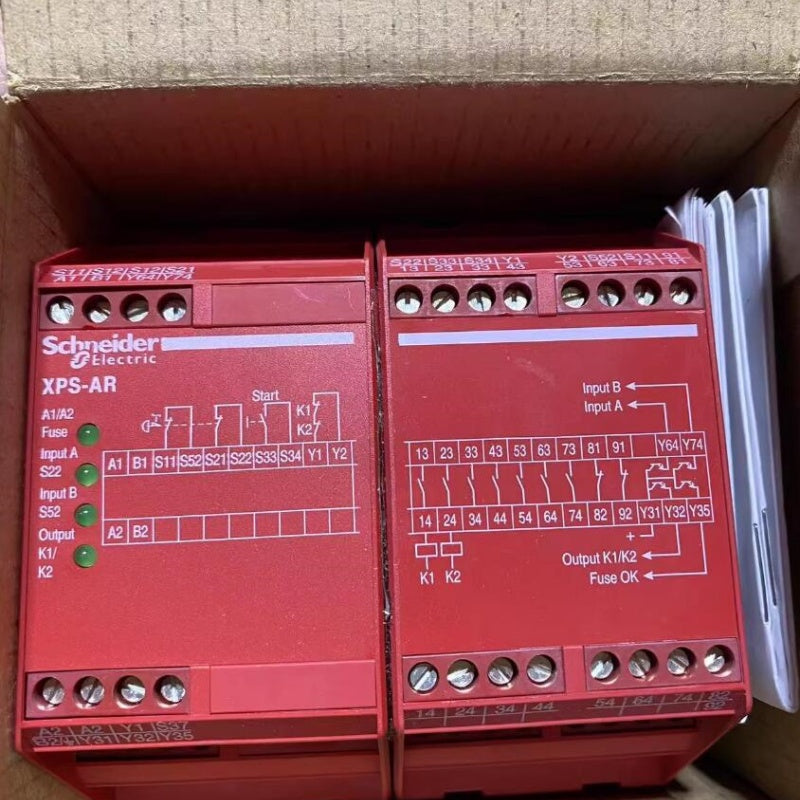 1  PCS NEW Schneider Electric XPSAR371144 Safety Relay #LYQ007