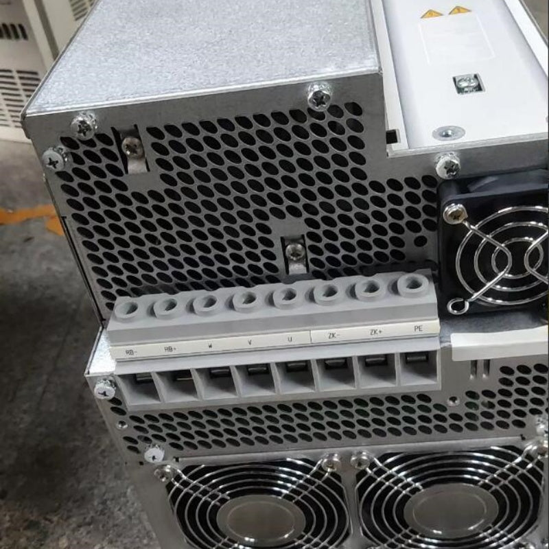 1 pc used LUST CDE34.044.W2.3 Servo Drive #LYQ007