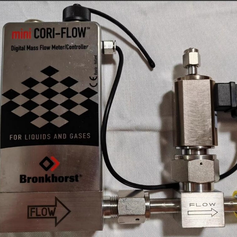 1 pc used Bronkhorst M13-AAD-88-0-S + C2I-IIU-78-K Flow Meter #LYQ007