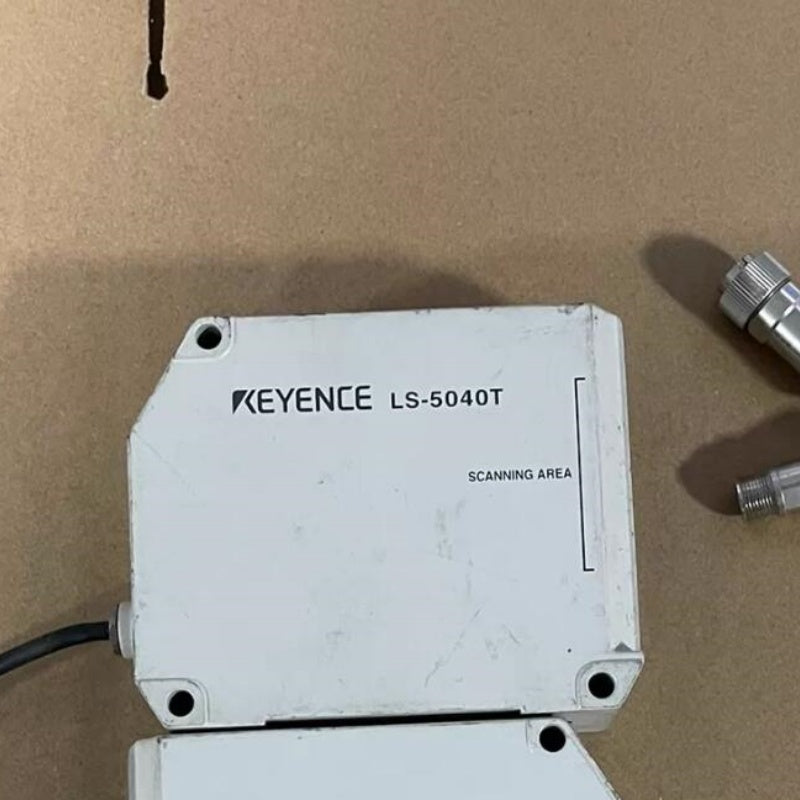 1 PCS used KEYENCE LS-5040T sensor #LYQ007