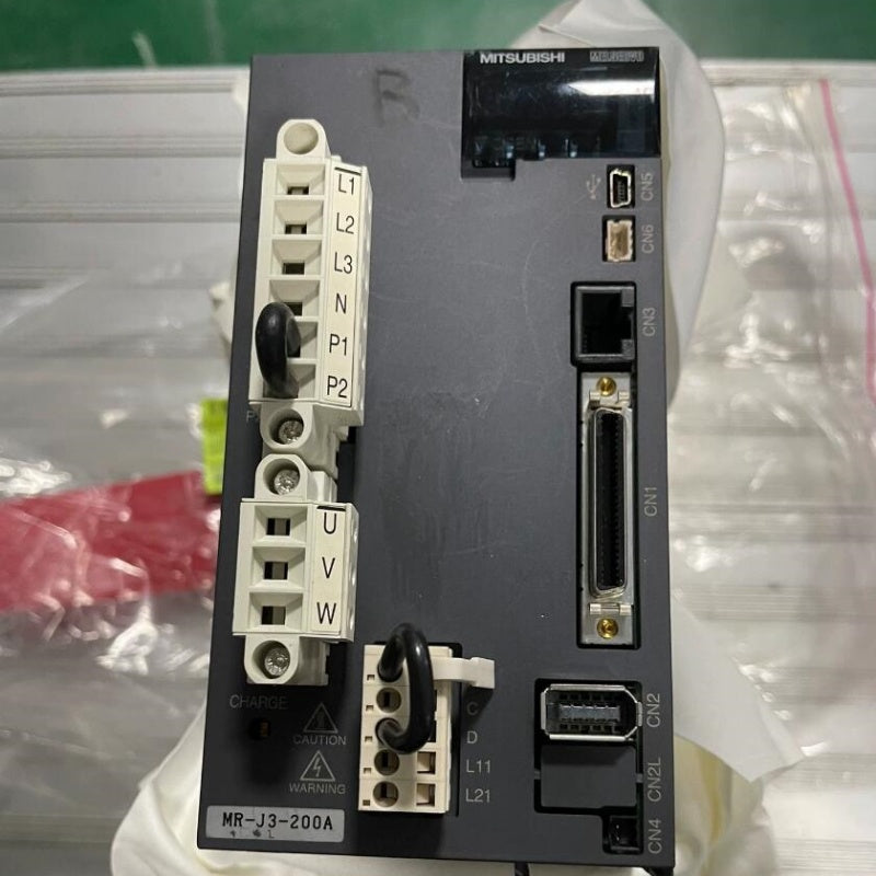 1PC used Mitsubishi MR-J3-200A Servo Drive #LYQ007
