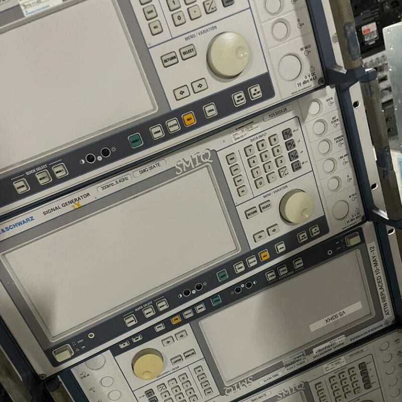 1 PCS used ROHDE & SCHWARZ SMIQ06ATE VECTOR SIGNAL GENERATOR #LYQ007