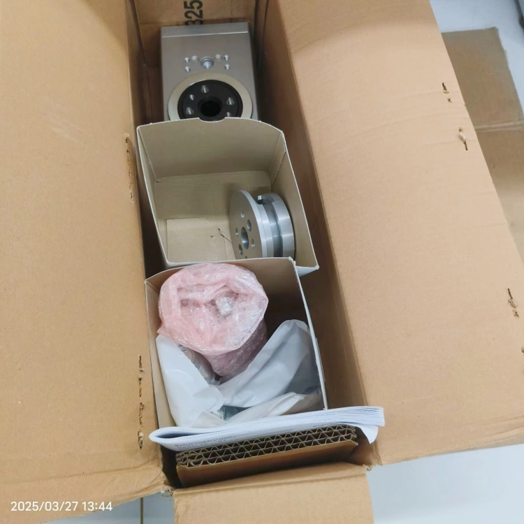 1PC NEW DRRD-40-180-FH-Y12A 574404 FESTO Swing Rotary Cylinder #lyd001&j1688
