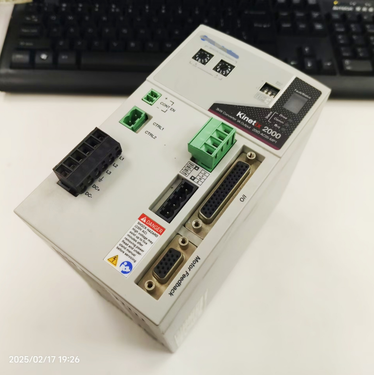 1PC USED 2093-AMP1  Allen-Bradley Kinetix 2000 Servo Drive Tested working #lyd001&j1688