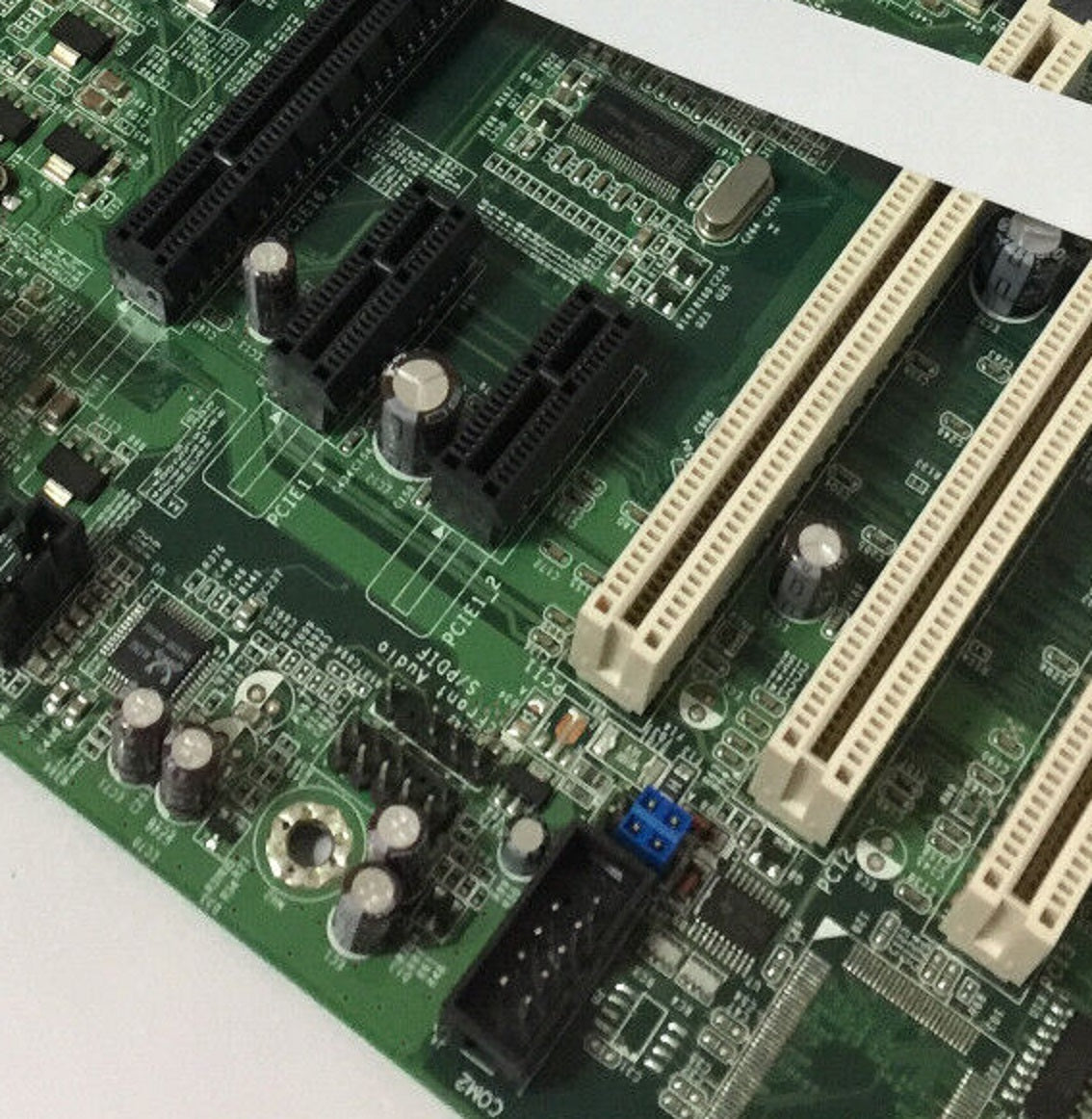 1pc for ROBO-698 BIOS R1.01  #OYF002+J1688