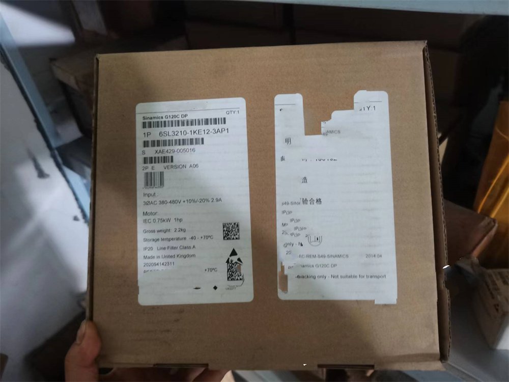 1 PCS NEW   6SL3210-1KE12-3AP1   #OYF033