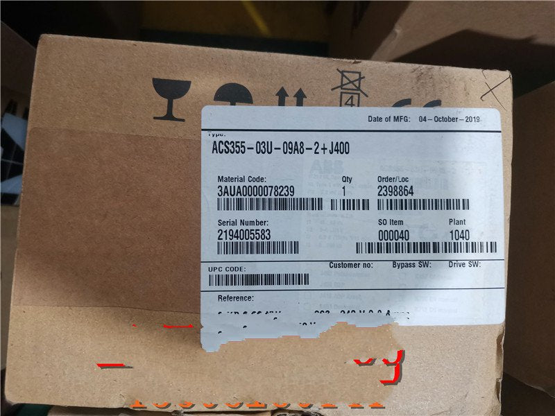 1 PCS  NEW   ACS355-03U-09A8-2+J400    #OYF033