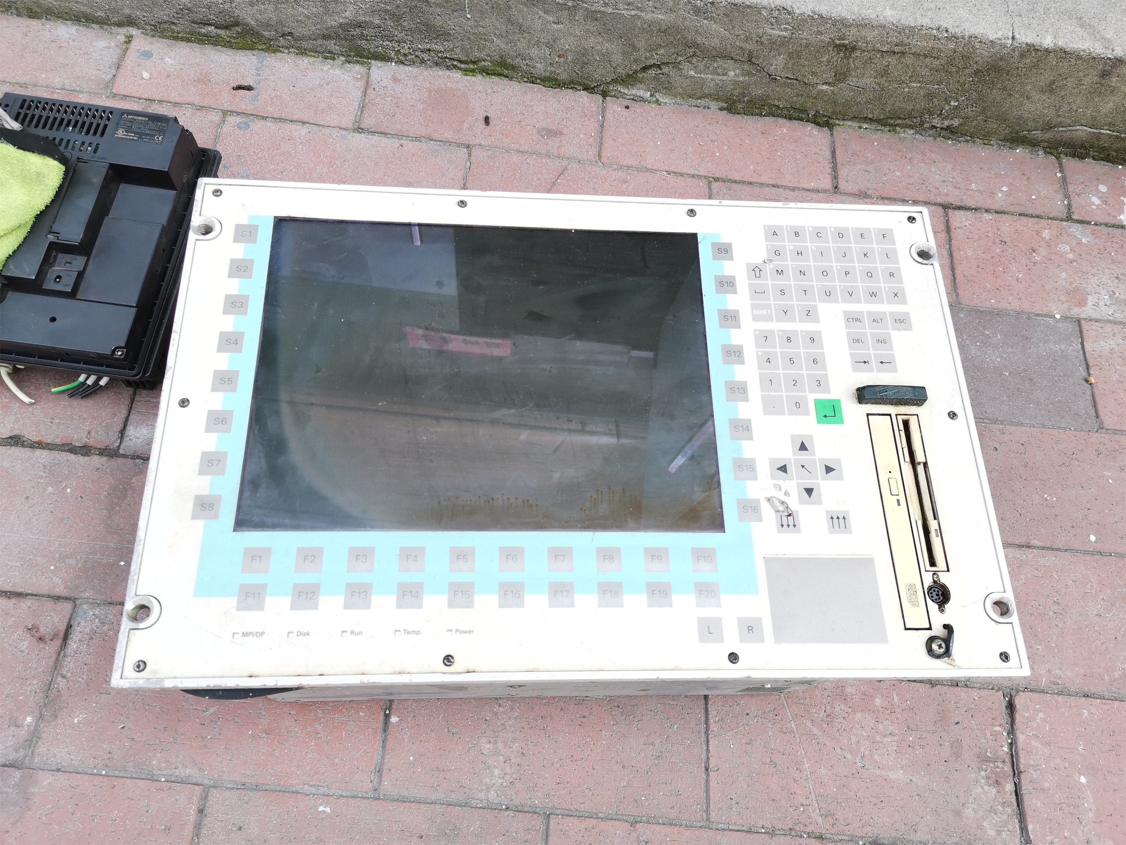 1PC for used  6ES7645-3BA20-0AA0  #OYF033