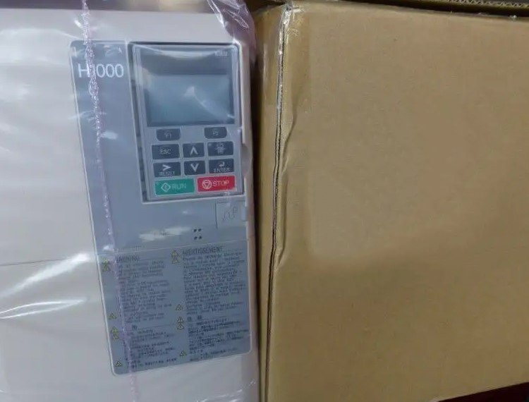 1 PCS NEW   CIMR-HB4A0180AAA  #OYF033