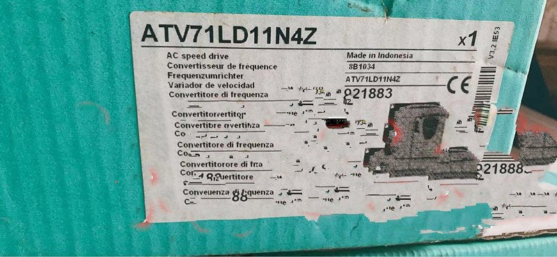 1 PCS NEW   ATV71LD11N4Z   #OYF033