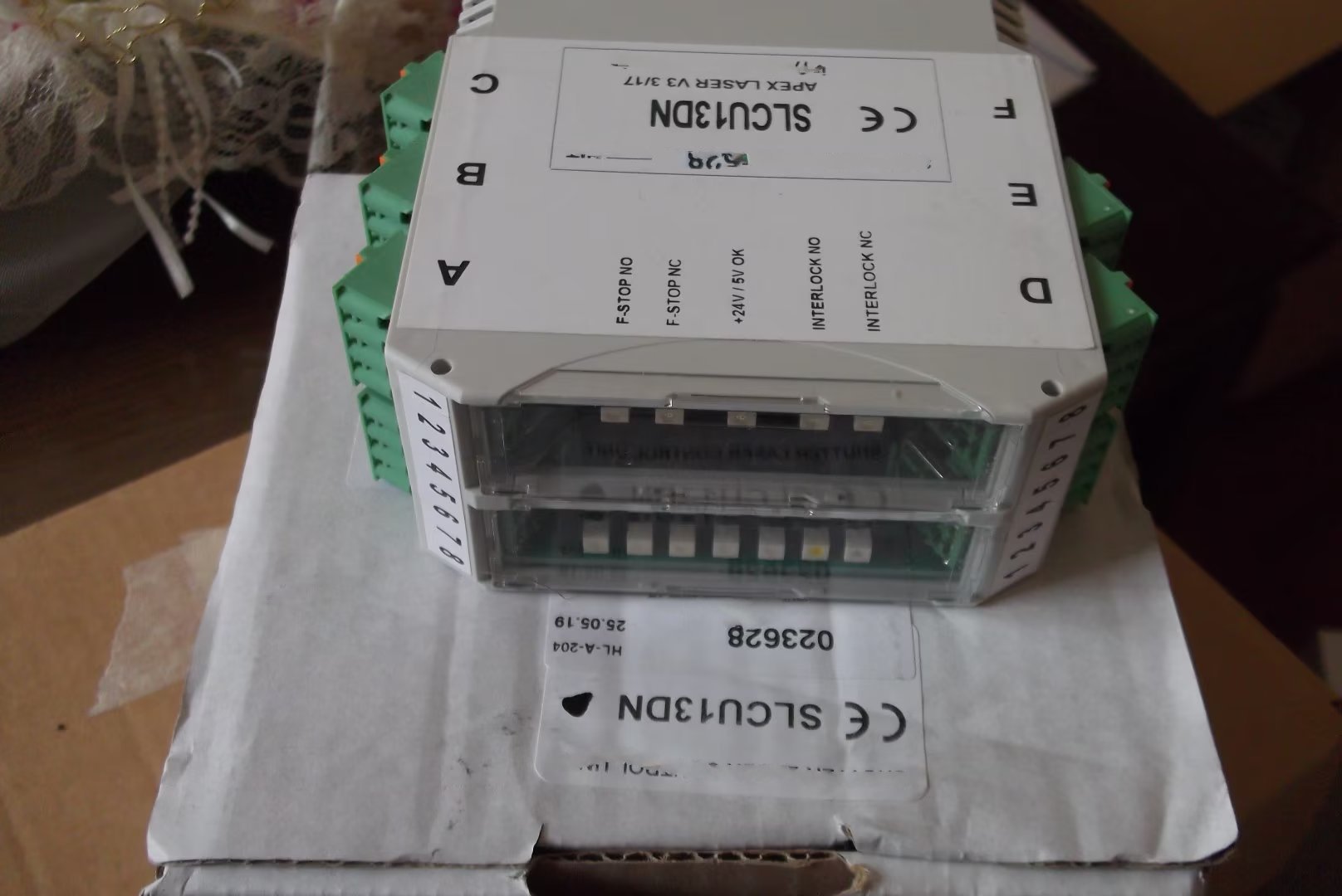 1 PCS NEW   SLCU13DN    #OYF033