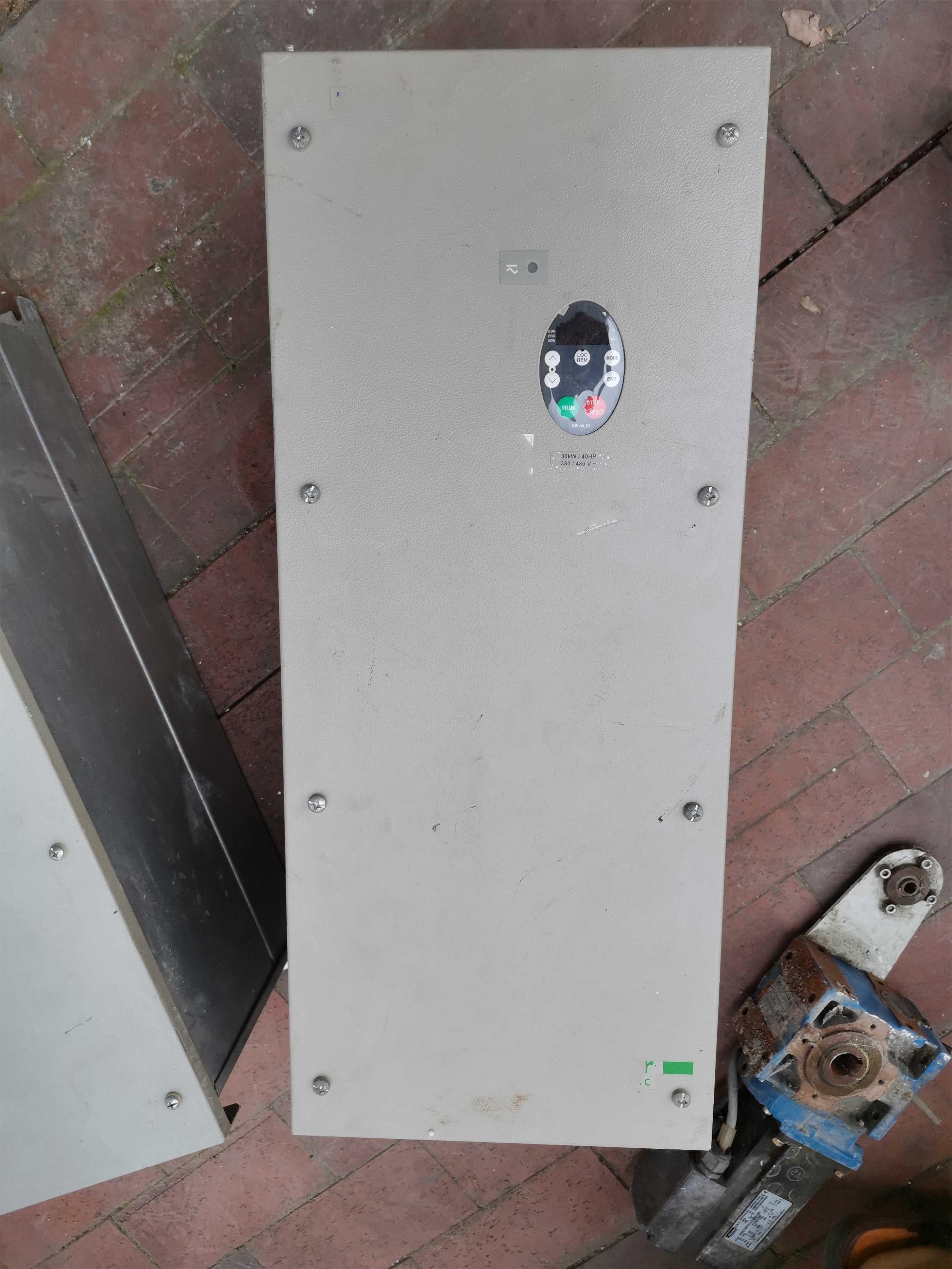 1PC for used   ATV21WD30N4C     #OYF033