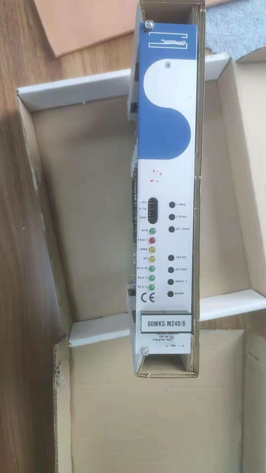 1 PCS NEW  60WKS-CE240/06PO   #OYF033