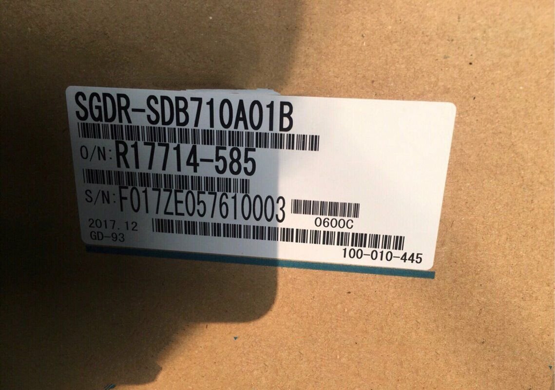 1 PCS NEW  SGDR-SDB710A01B    #OYF033