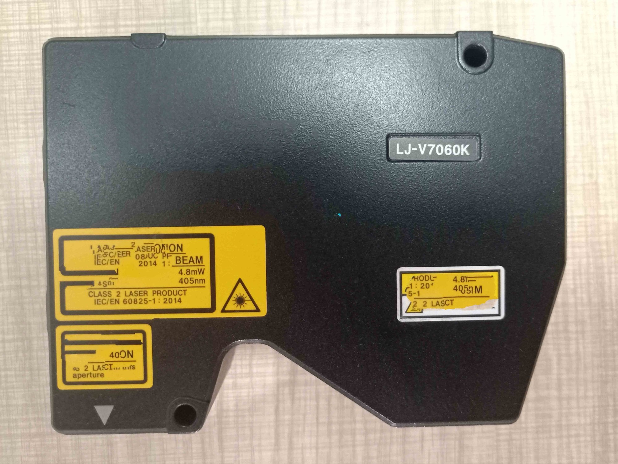 1PC for used  LJ-V7060K   #OYF033