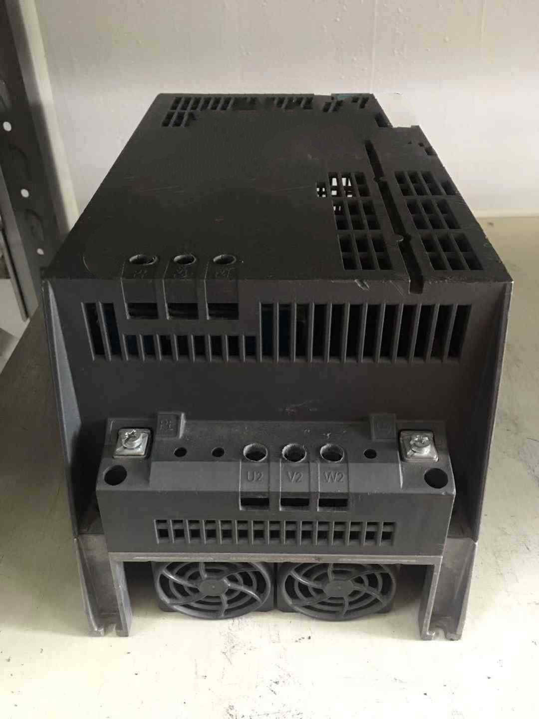 1PC for used   6SL3225-0BE25-5AA1     #OYF033