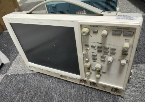 1PC for used    MSO7052A   #OYF033