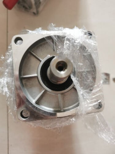 1 PCS NEW  MSK050B-0300-NN-M1-UP0-NNNN  #OYF033