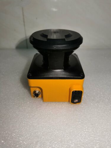 1PC for used   UAM-05LP-T301  #OYF033