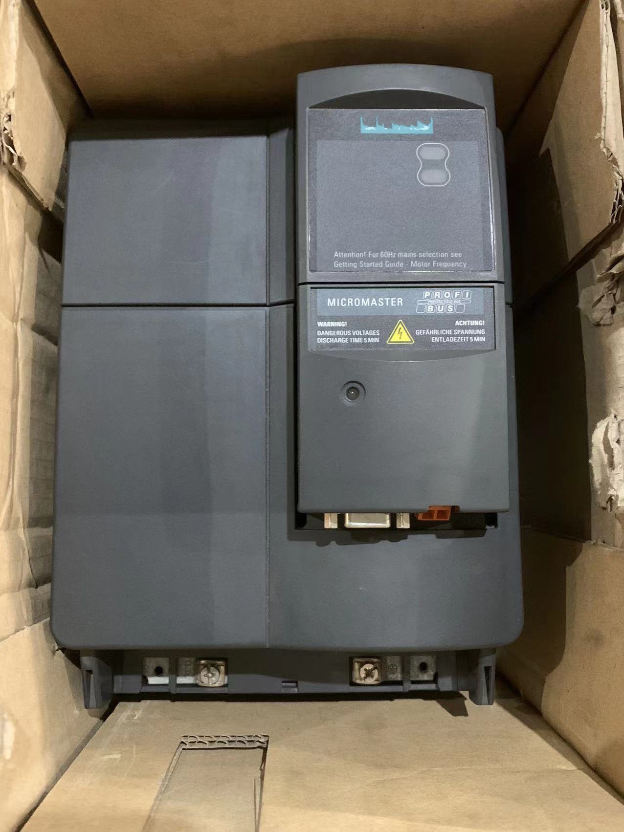 1 PCS NEW   inventory  6SE6440-2UD31-1CA1  #OYF033