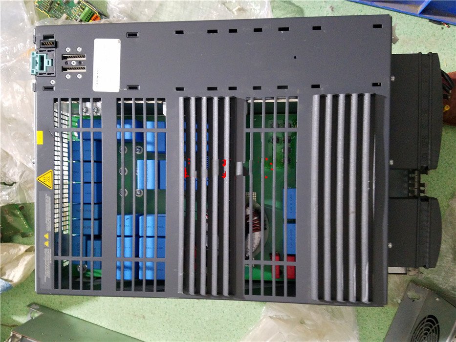 1PC for used  6SL3225-0BH33-7AA1  #OYF033