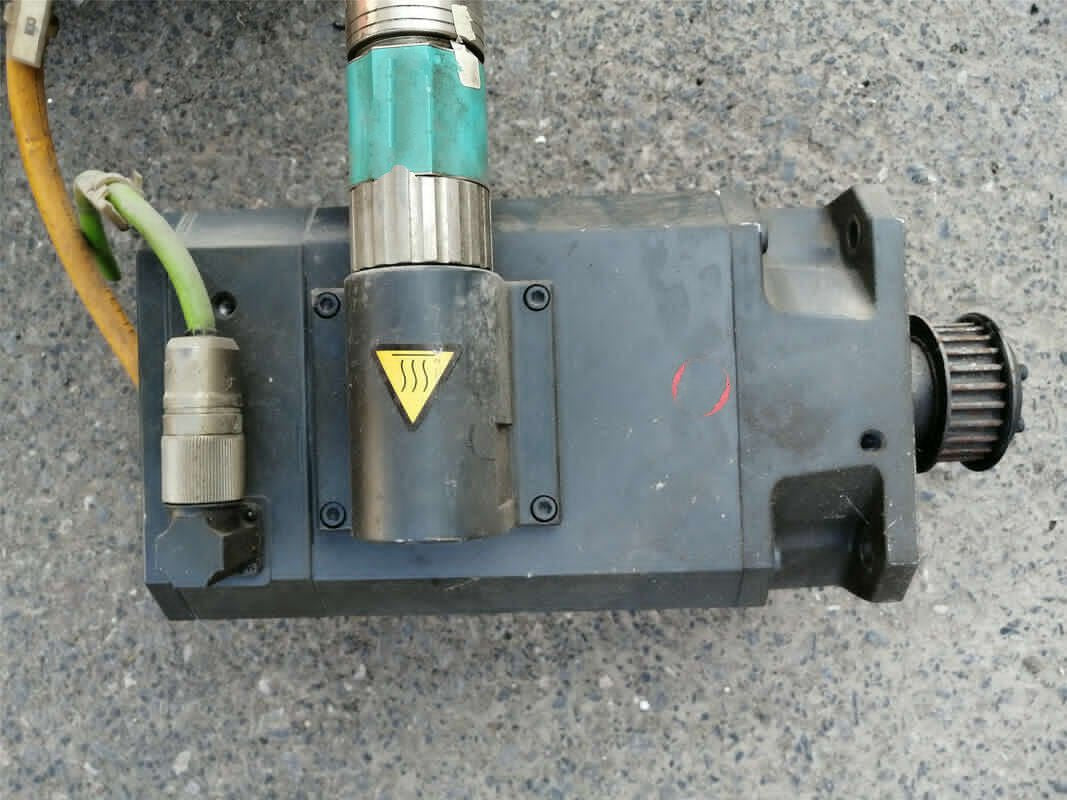 1PC for used  1FT6082-8AF71-1SH0     #OYF033