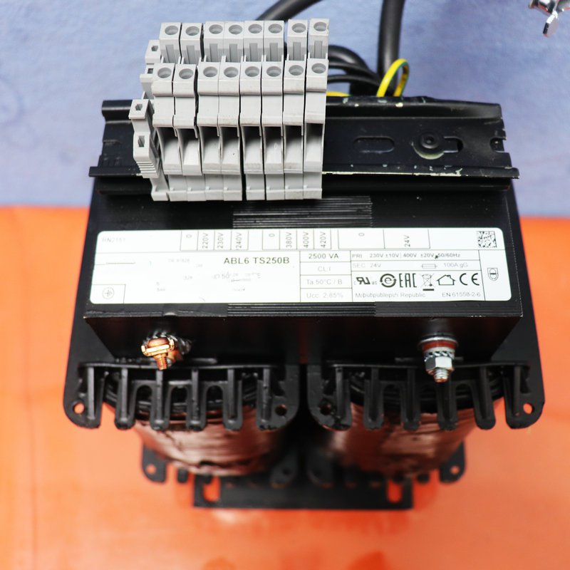1PC for used  ABL6 TS250B    #OYF033