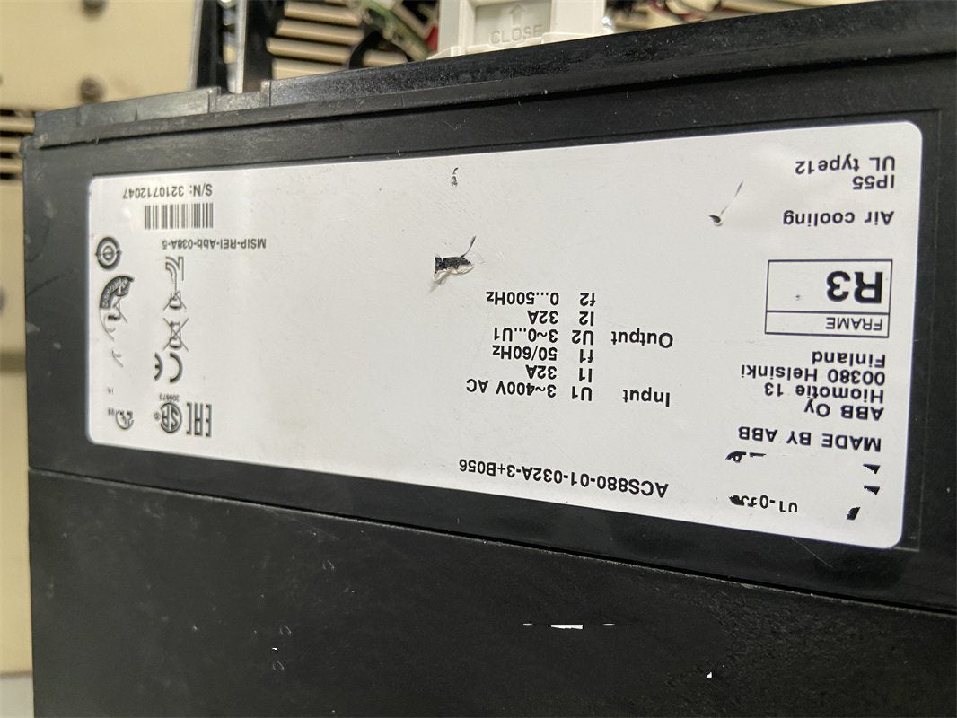 1PC for used    ACS880-01-032A-3+B056  #OYF033
