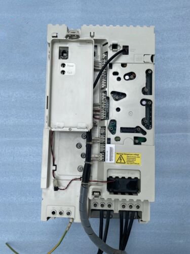 1PC for used   ACS800-104-0030-3+N664    #OYF033