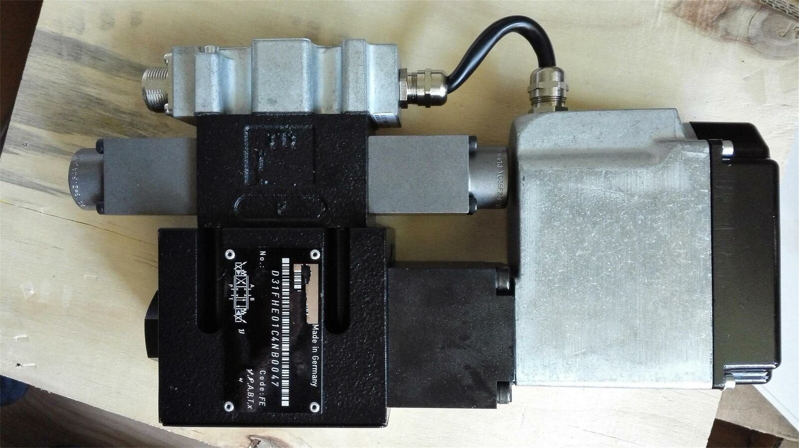 1 PCS NEW  D31FHE01C4NB0047  #OYF033