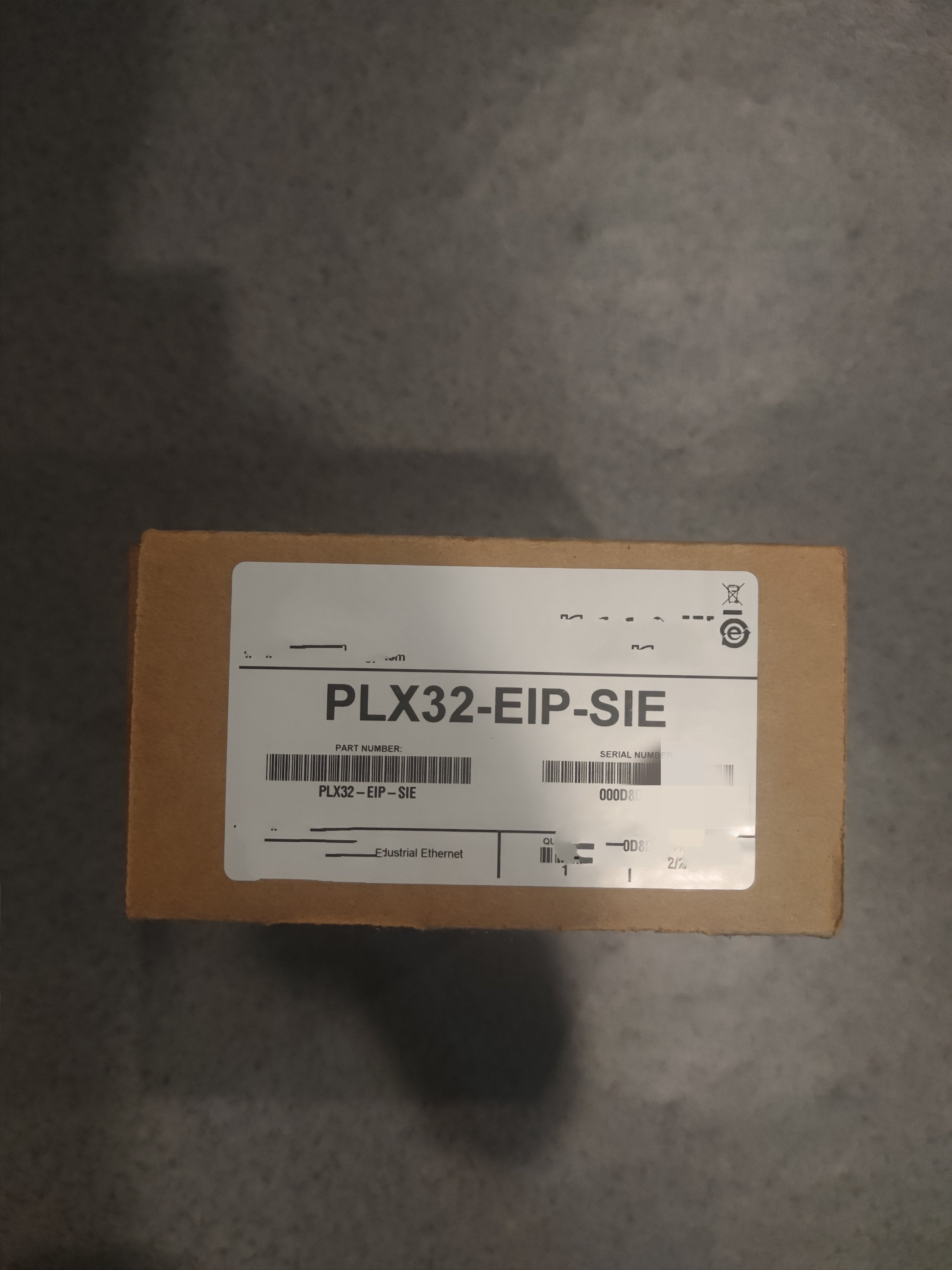 1 PCS NEW  PLX32-EIP-SIE  #OYF033