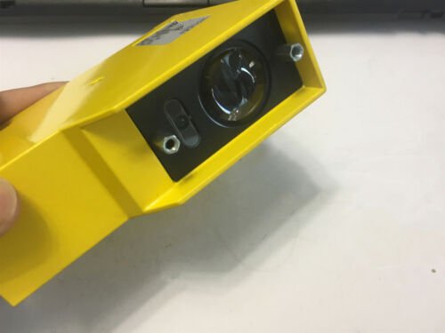 1 PCS NEW   3RG7824-6BG00 No packaging   #OYF033