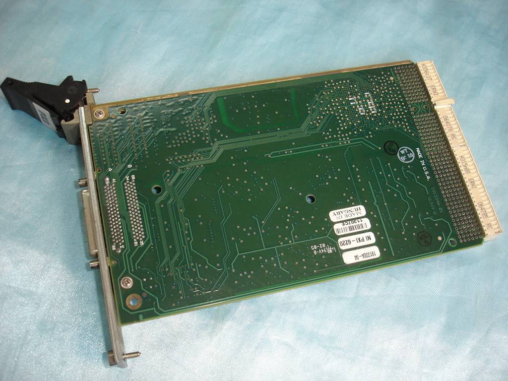 1PC for used    PXI-6220  #OYF033