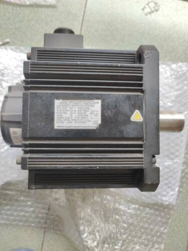1PC for used   R88M-K5K020F-S2-Z     #OYF033