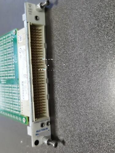 1PC for used   PXIe-2739  #OYF033