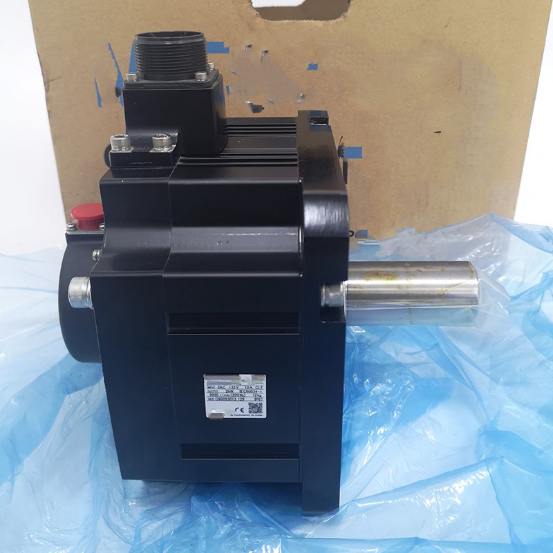 1 PCS NEW  HF204SC  #OYF033