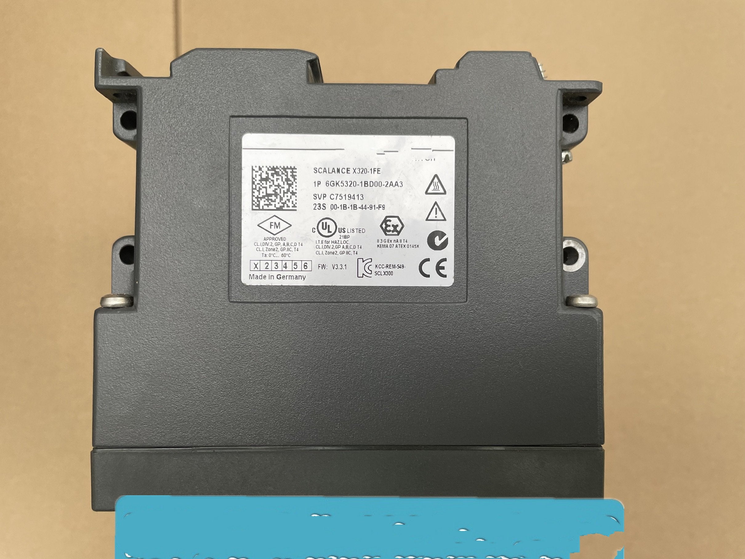 1 PCS NEW  6GK5320-1BD00-2AA3 No packaging  #OYF033