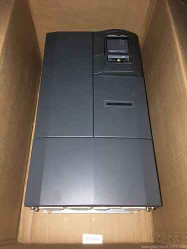 1 PCS NEW  6SE6440-2UD34-5BF1  #OYF033